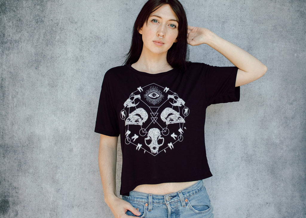 Skull Grid Open Neck Crop Tee