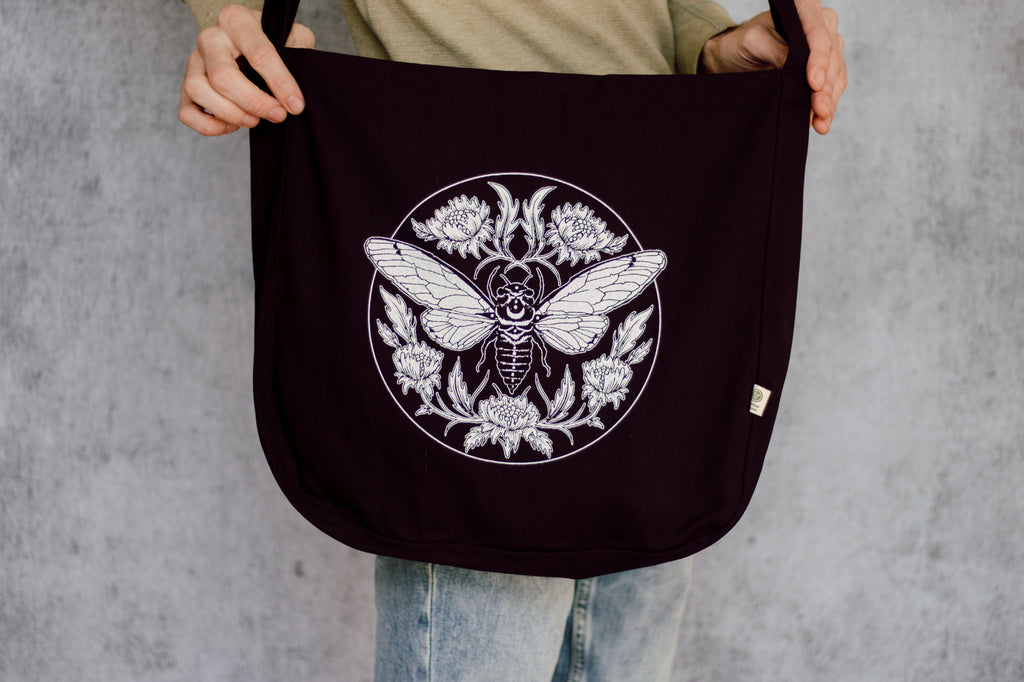 Cicada Floral Slouch Bag