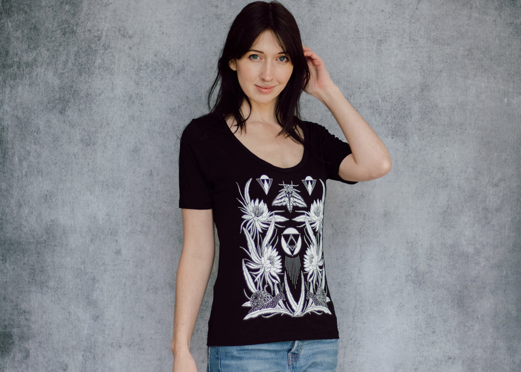Time Deep Scoop Tee