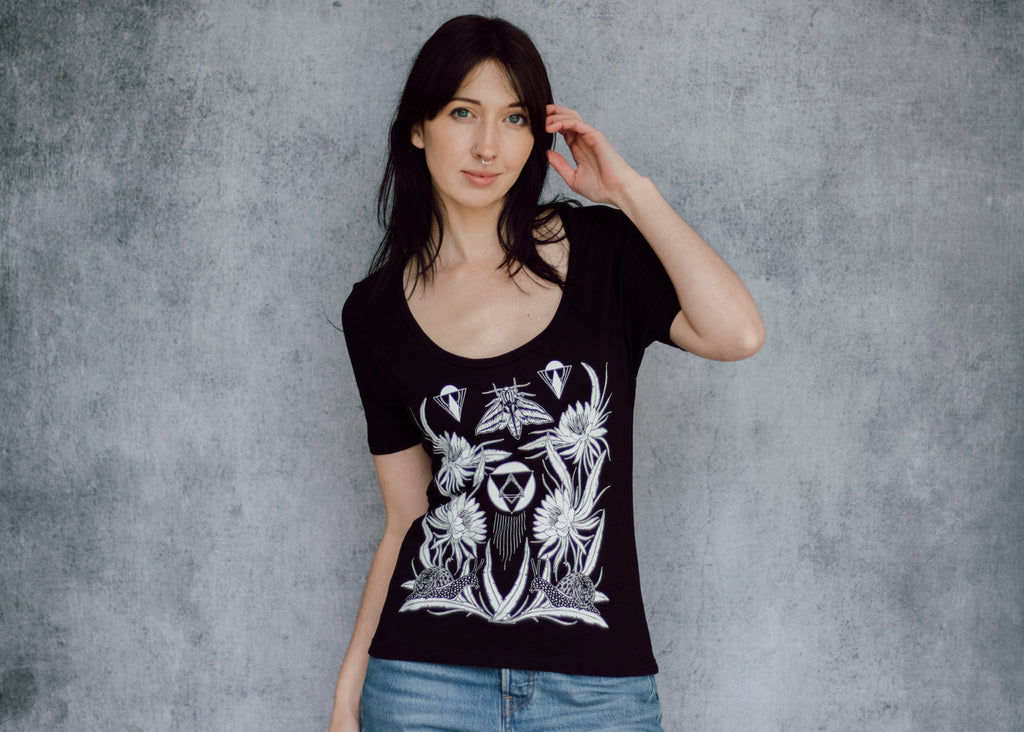 Time Deep Scoop Tee